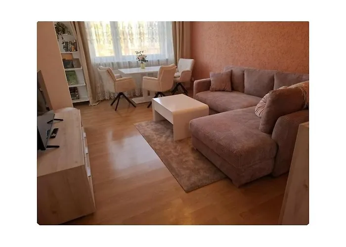 In With Swimming Pool هاناو الماين