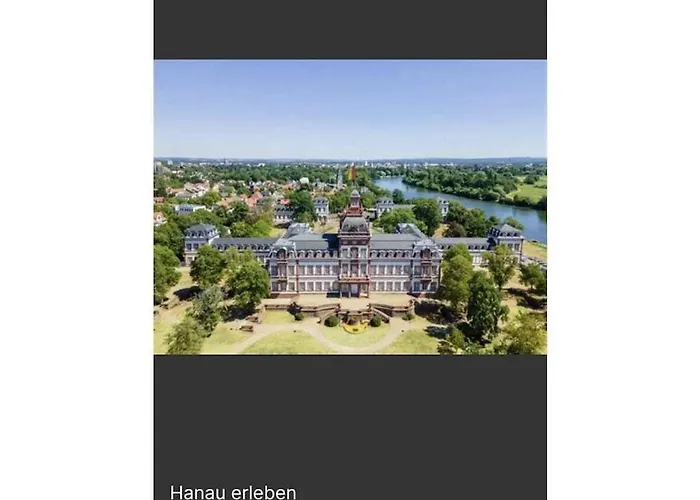 In With Swimming Pool شقة *